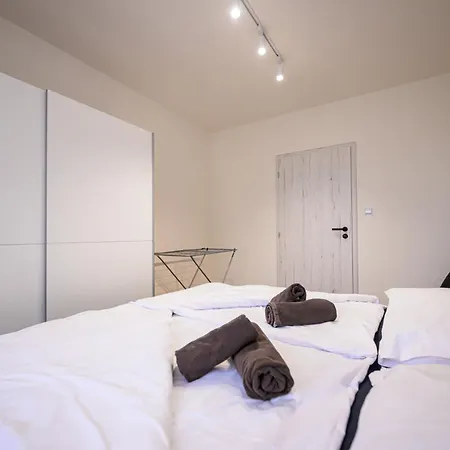 Birdhouse פרשוב